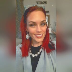 Meet your Posher, Mel